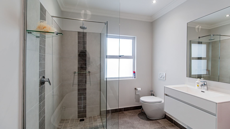 To Let 4 Bedroom Property for Rent in Sitari Country Estate Western Cape